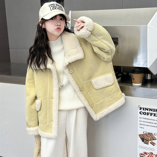 女童皮毛一体外套秋冬装2026新款中大儿童加绒加厚翻领洋气毛毛衣