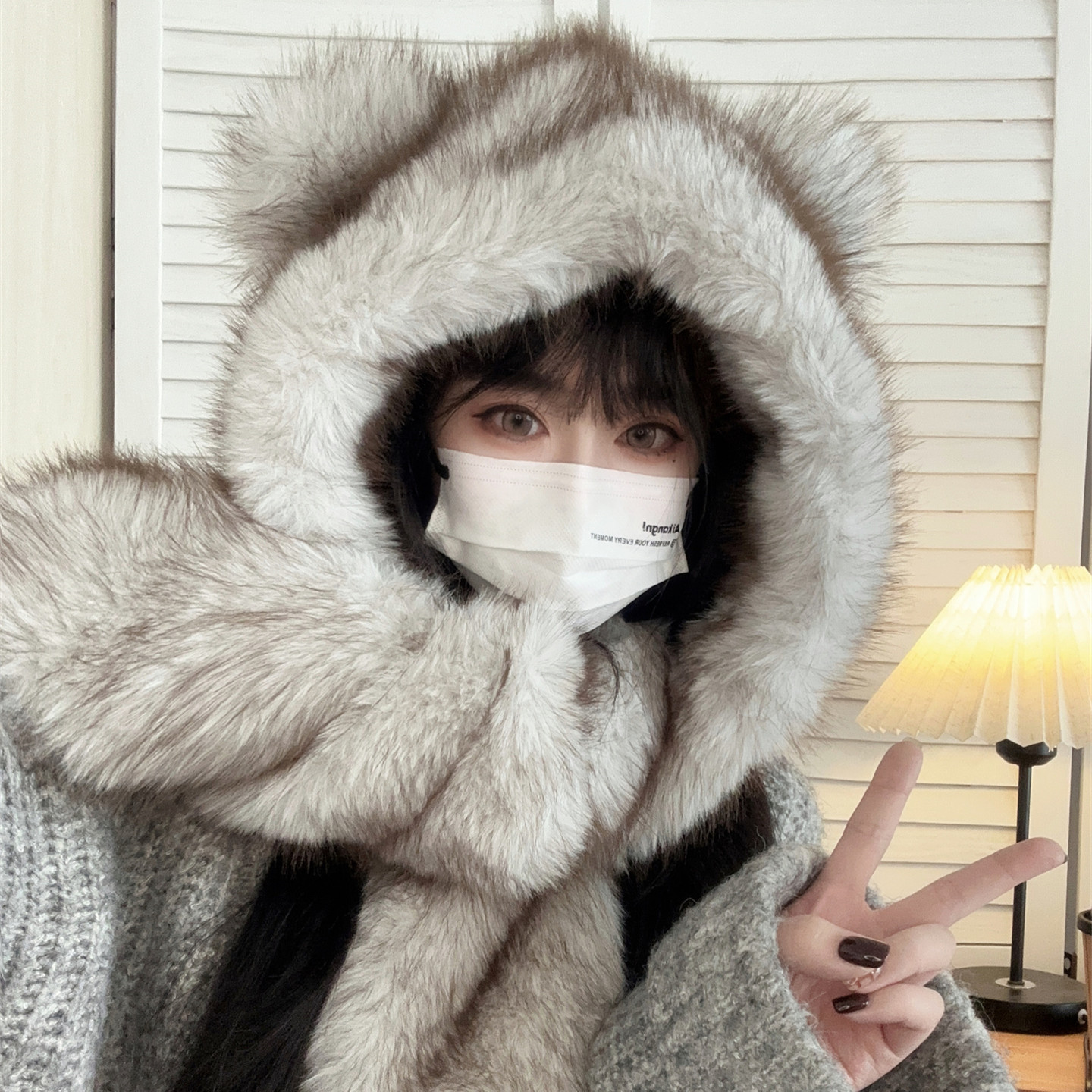 可爱小熊毛绒帽子围巾一体三件套