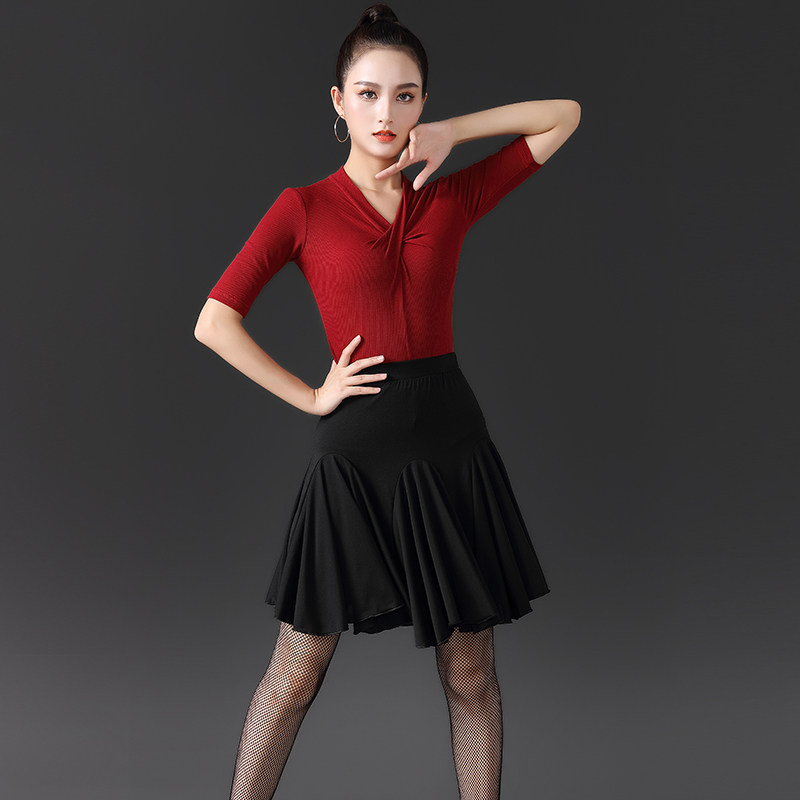 新款拉丁舞服装裙子套装夏季成人女交谊舞练功短裙专业表演舞蹈服