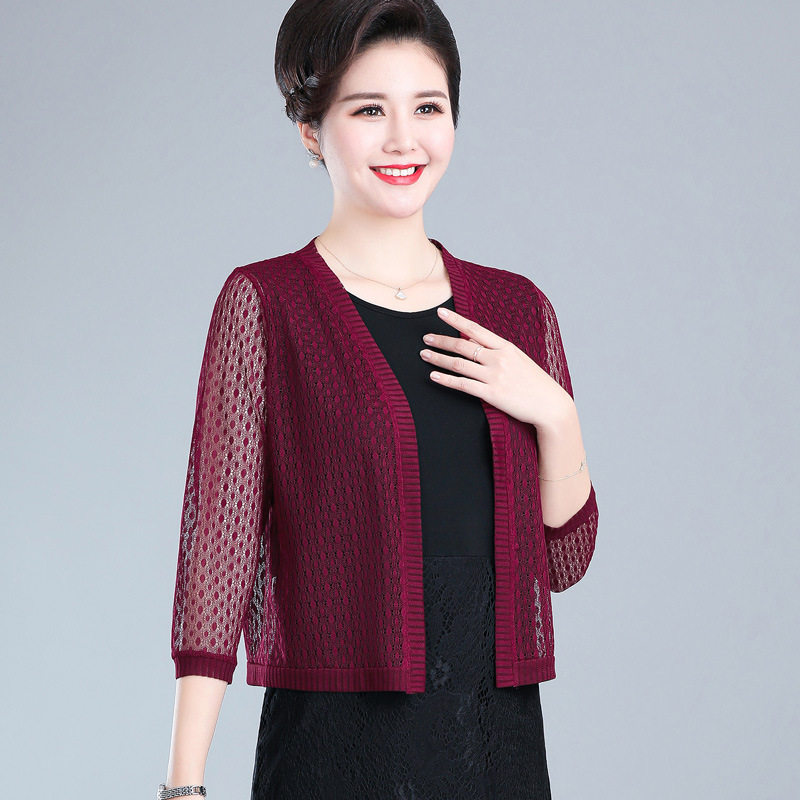 中老年披肩女夏季短款开衫外套新款外披百搭坎肩薄款配裙子的外搭