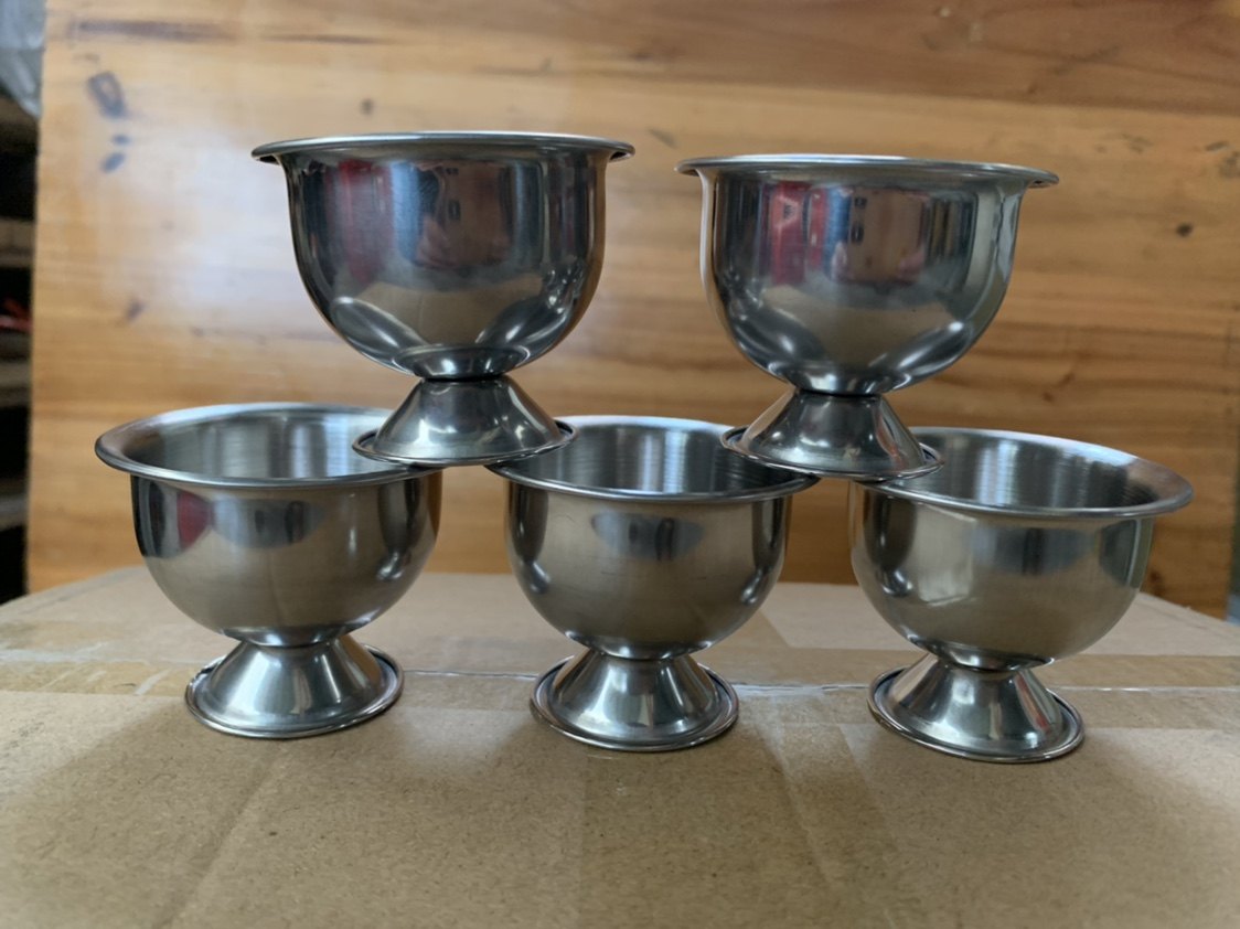 厂家直销鹅蛋托鹅蛋杯 不锈钢小酒杯 蒸蛋器小酒盅高脚杯白兰地杯