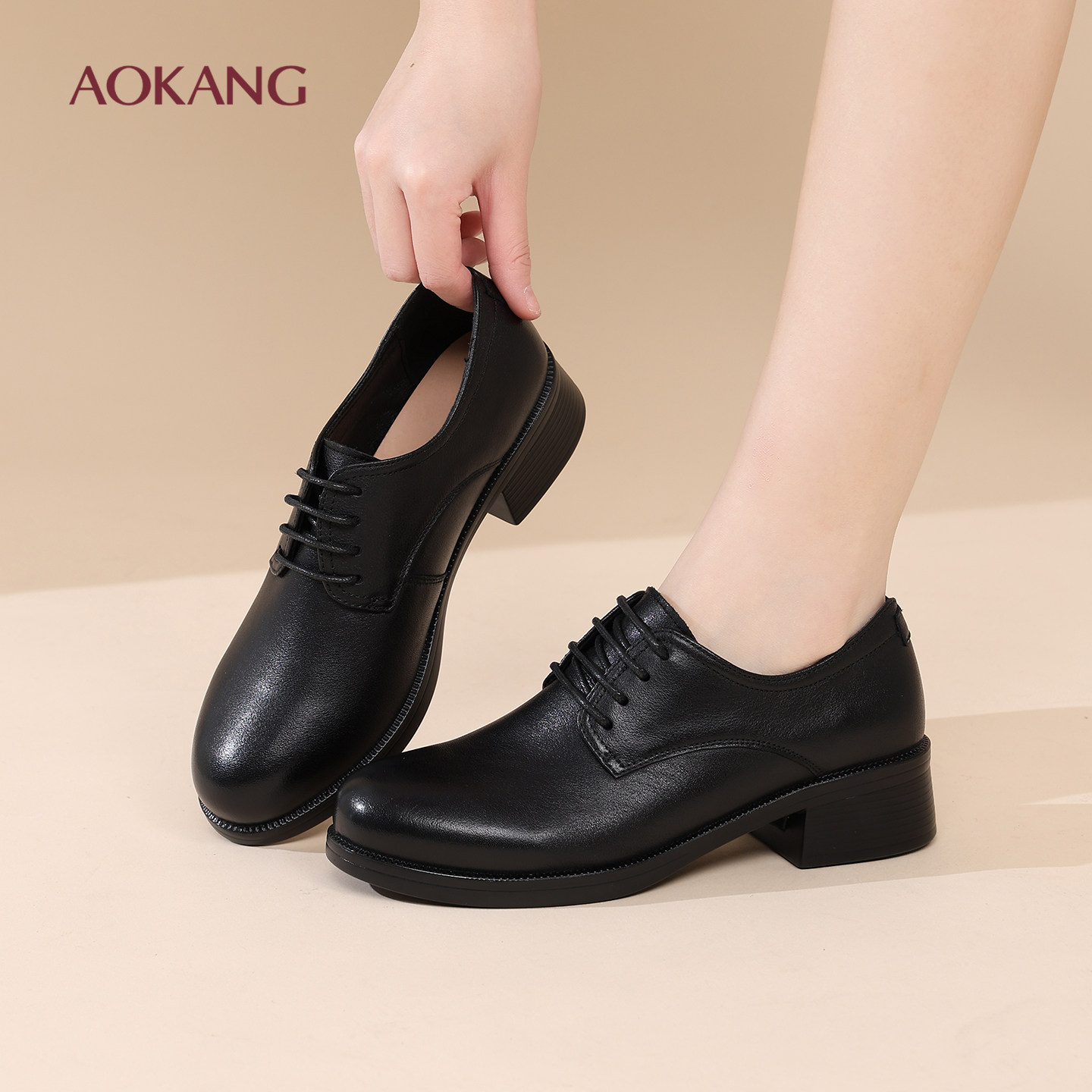 奥康 女鞋秋季新款英伦风单鞋真皮系带粗跟百搭工作鞋中年妈妈鞋L