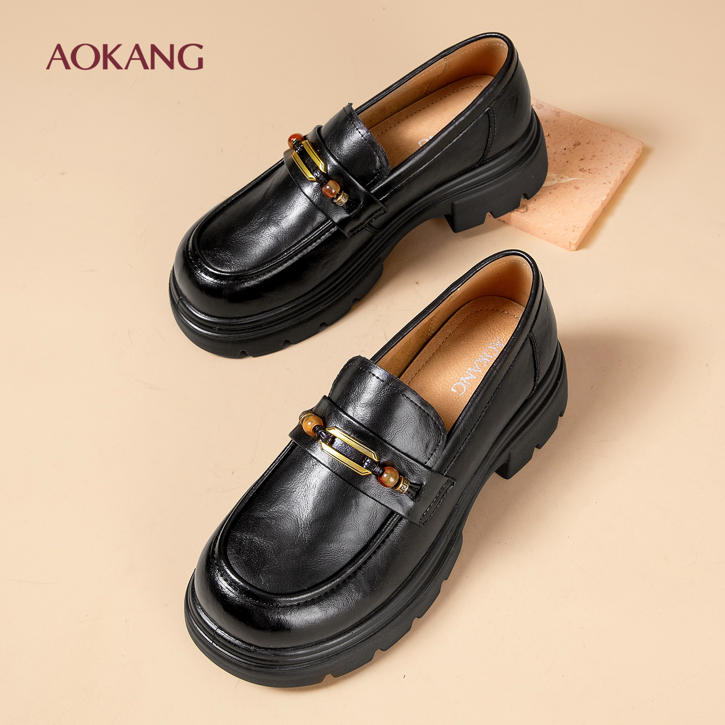 奥康 女鞋厚底乐福鞋女2025新款秋冬季英伦风小皮鞋通勤单鞋子N