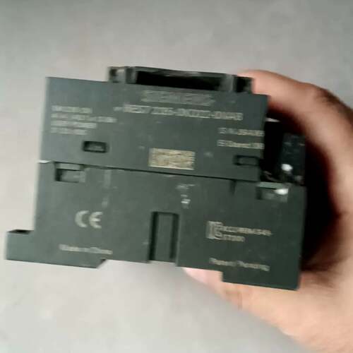 可维修6ES7 235-OKD22-0XA8 西门子模块，实物图议价