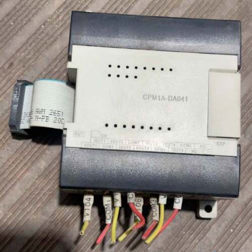 可维修欧姆龙CPM1A-DA041，PLC模块，实物图，功能报好，议价