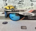 Black Frame Ice Blue Slices