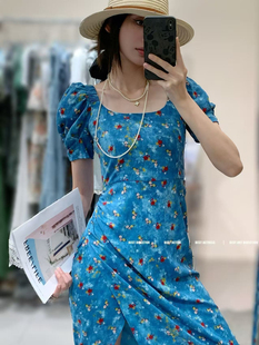 .COM显瘦方领短泡泡袖 欧洲站2025夏V 系带气质印花收腰连衣裙女潮