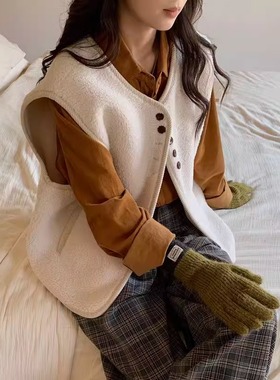 复古慵懒风简约圆领毛绒马甲女秋冬季新款百搭叠穿无袖背心85612