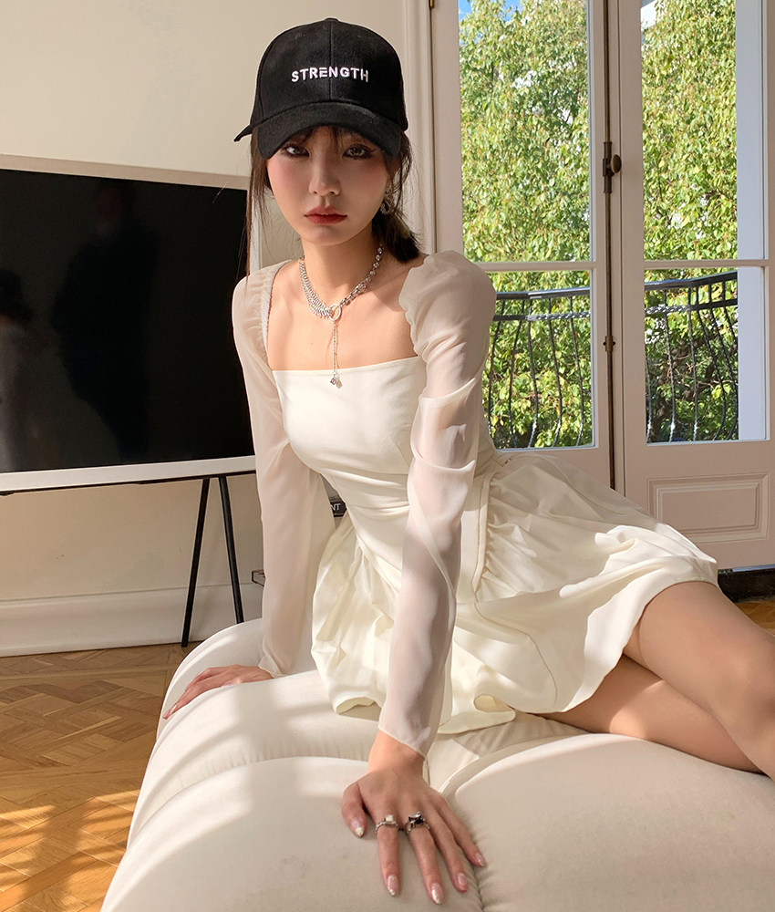 实拍2026秋装新款时髦抹胸抽褶短裙女A字气质连衣裙袖可拆卸春夏
