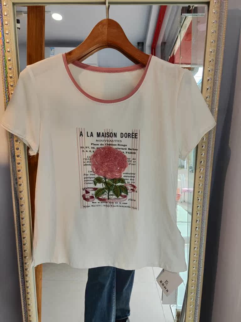 蓝欧2025夏季新品绣花玫瑰花修身显瘦舒适短袖T恤女L1172