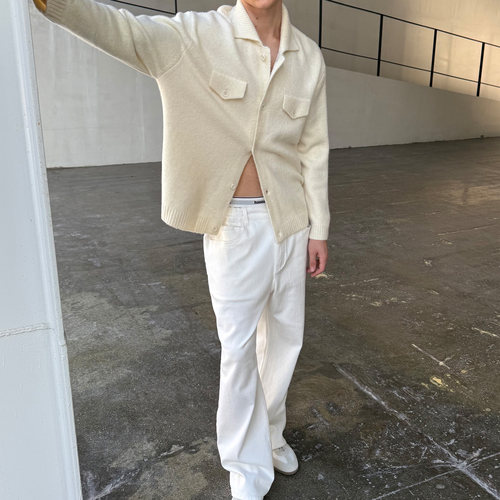 抗皱白色松紧腰围直筒牛仔长裤