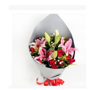 肇州县肇州公路客运站油田北路中心城区鲜花店七夕节速递玫瑰花束