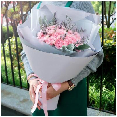 沈阳大东区九一八纪念馆大东兴隆文官屯鲜花店蛋糕店速递玫瑰花束