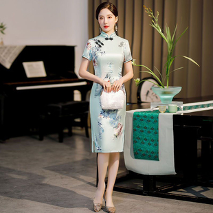中国风改良素雅旗袍2024夏季新款年轻款显瘦气质送中考中长款旗袍