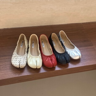 一脚蹬褶皱豆豆鞋 复古平底小银色分趾猪蹄单鞋 韩版 新款 女鞋 子春季