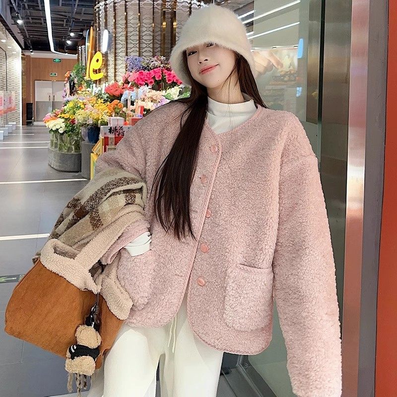 2024年冬季粉色毛绒绒羊羔毛外套甜美气质短外套外搭开衫百搭潮流