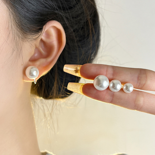 冷白极光人造澳白珍珠无痛耳夹耳环小灯泡施家水晶珍珠轻奢高级感