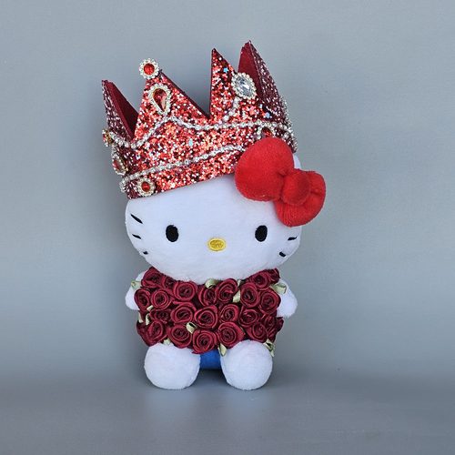 三丽鸥版Kitty玫瑰皇冠娃衣
