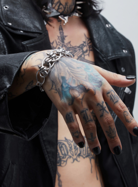 LOVEISWAR【城堡荆棘手链】原创朋克哥特风荆棘铆钉小众重工手链