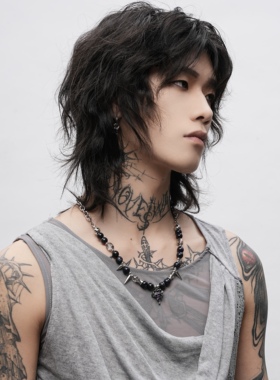 LOVEISWAR【紫夜】原创小众手作朋克风y2k高级串珠铆钉亚文化项链