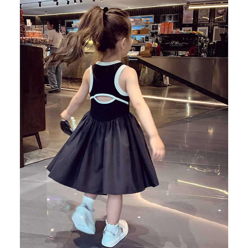 女童背心裙夏装2025新款洋气儿童运动风黑色打底裙女孩无袖连衣裙