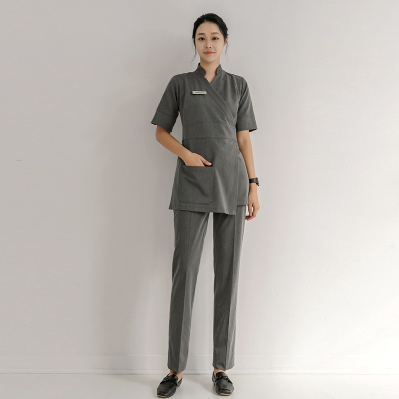 여성을위한 한국식 새로운 미용사 작업복 고급 페디큐어 및 족욕 기술자 작업복 헬스 클럽 중간 소매 정장