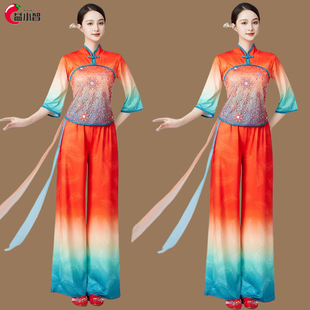 新款广场舞古典扇子舞演出服装速干跳秧歌套装运动民族风舞蹈衣服