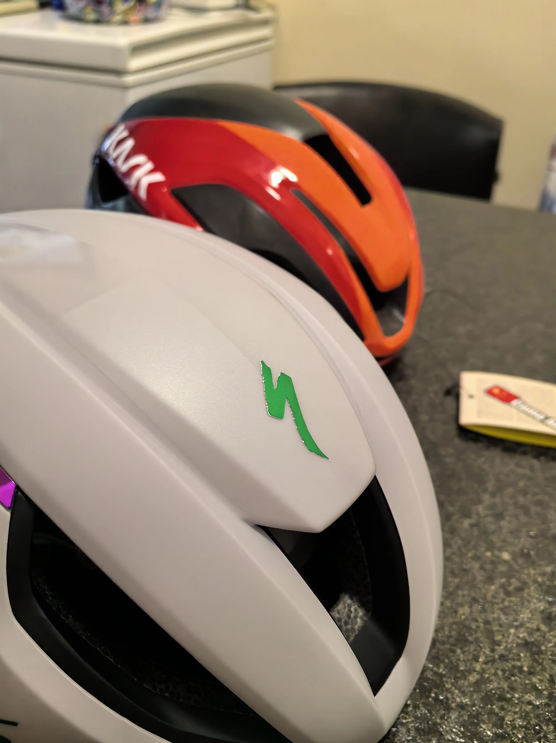 LIGHTNING SWORKS EVADE3 도로 자전거 헬멧 로고 색상 변경 팀 버전 퀵 스텝 스티커에 적합