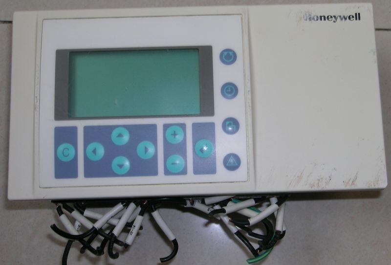 霍尼韦尔ddc控制器 xl20ch xl20d 成色新