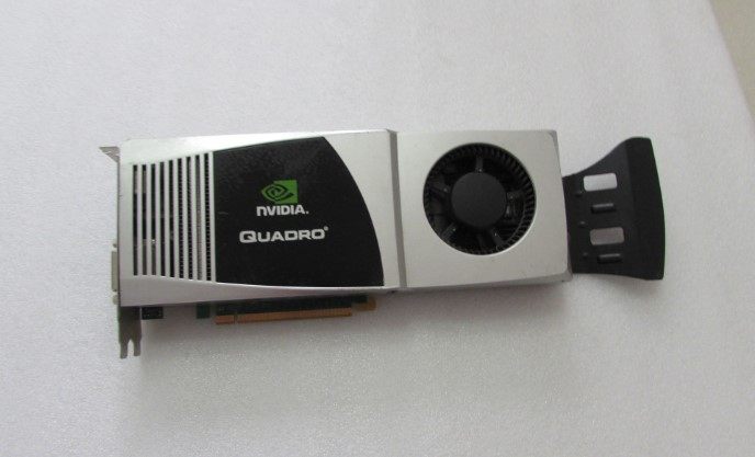 二手现货quadro     fx 5800  一片重量1公斤 6-6箱子