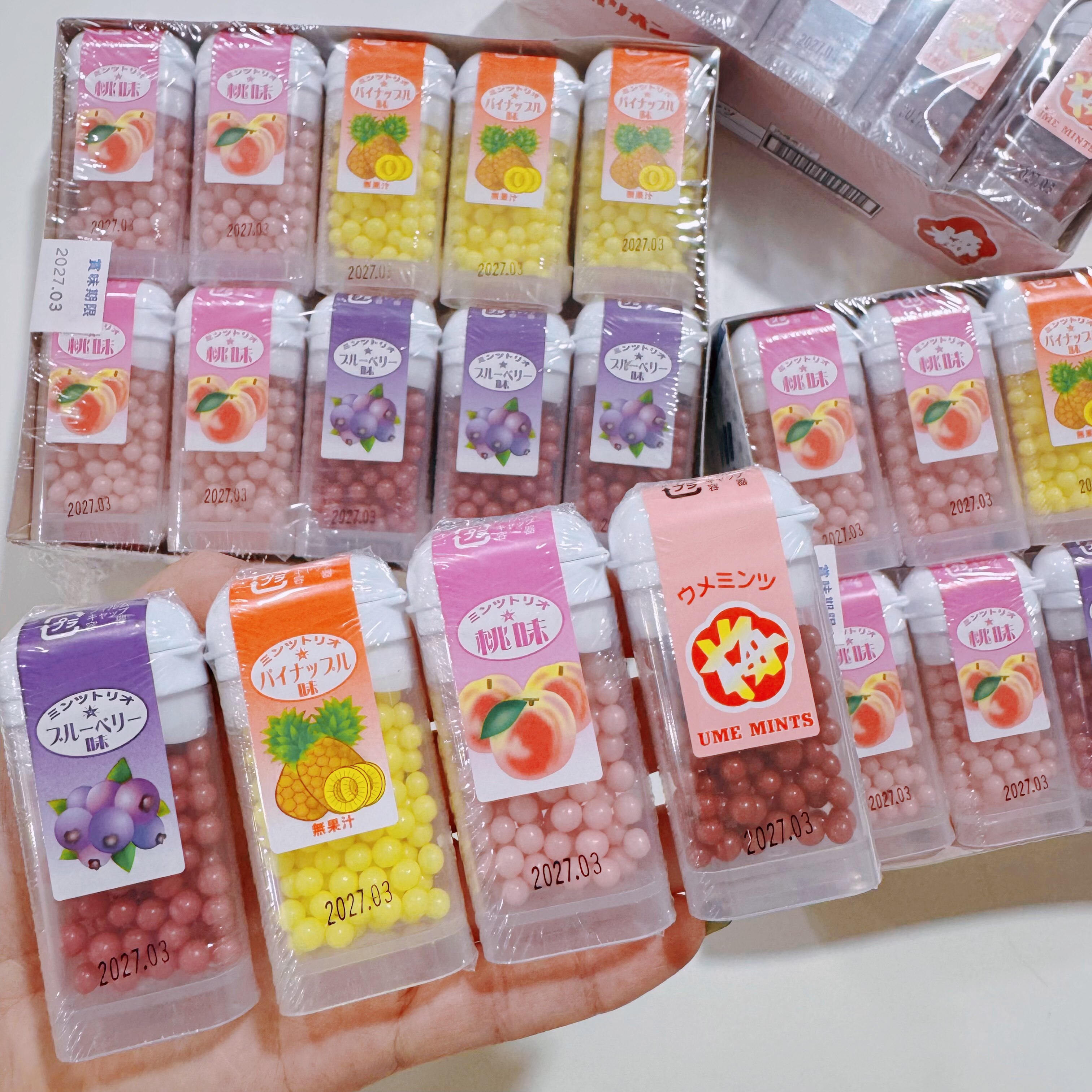 可爱的糖果~日本进口猎户座蜜桃蓝莓菠萝梅子味珠珠糖开胃小零食