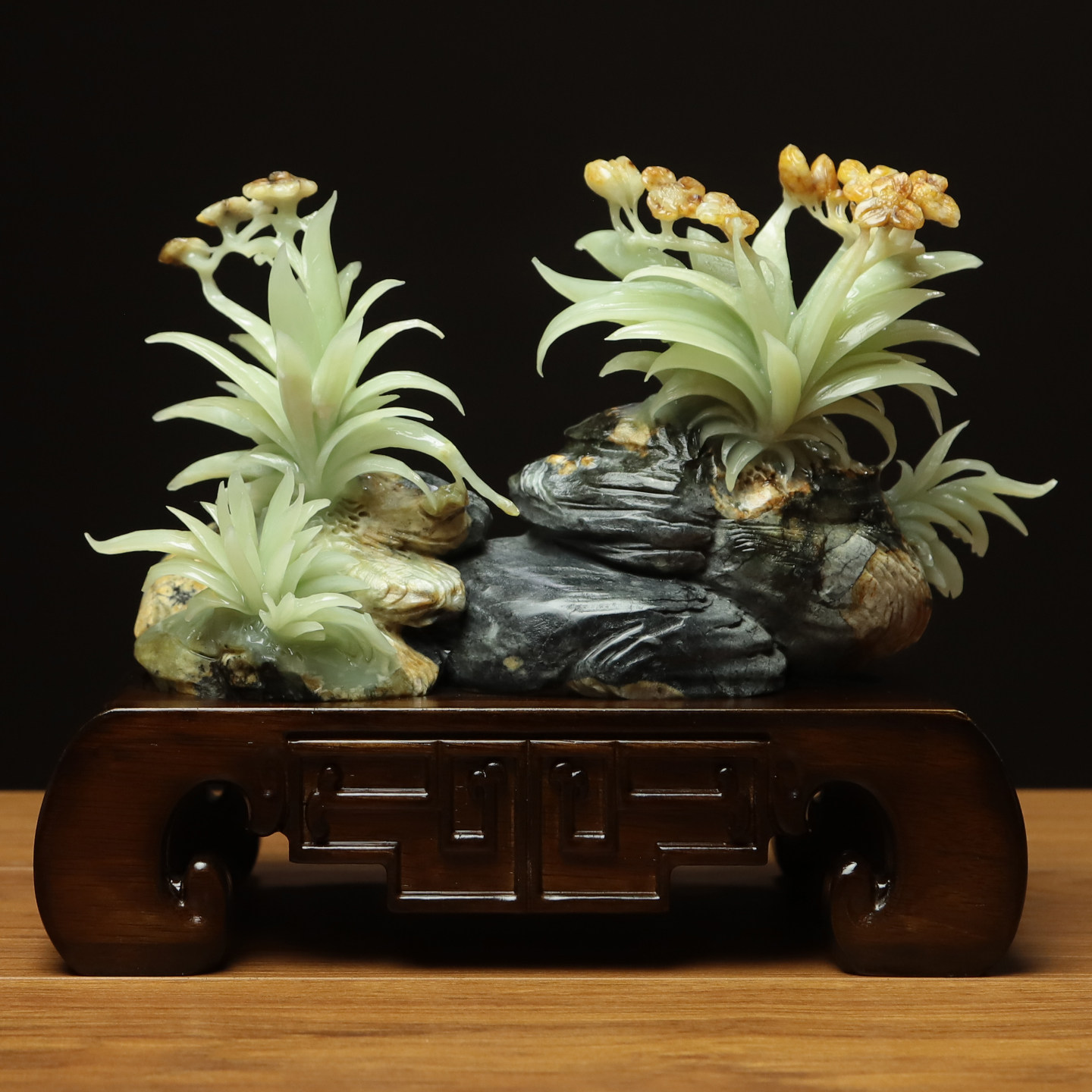 尚品美格 天然玉石岫玉桌面玄关摆件 保真整料原色雕刻兰花 FA249