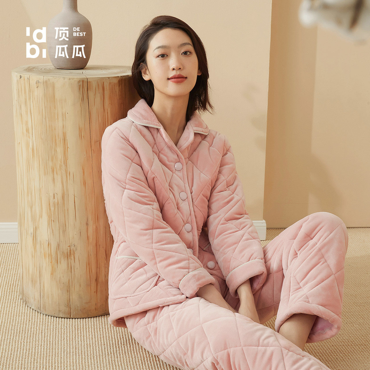 顶瓜瓜顶呱呱珊瑚绒家居三层夹棉