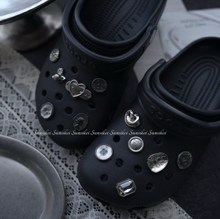 凌晨两点 花 原创自留款 小众鞋 适配crocs 金属高级质感洞洞鞋