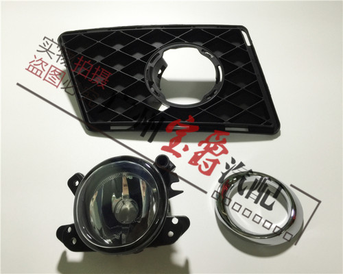 适用奔驰W204前杠GLK200雾灯GLK260射灯GLK350杠灯GLK300电镀罩框