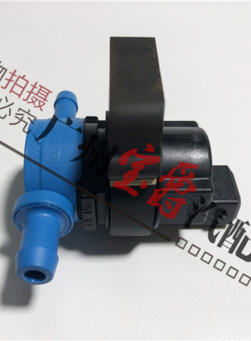 适用奔驰S级W221汽油S300燃油S350碳罐S500电磁阀S600通气阀S400