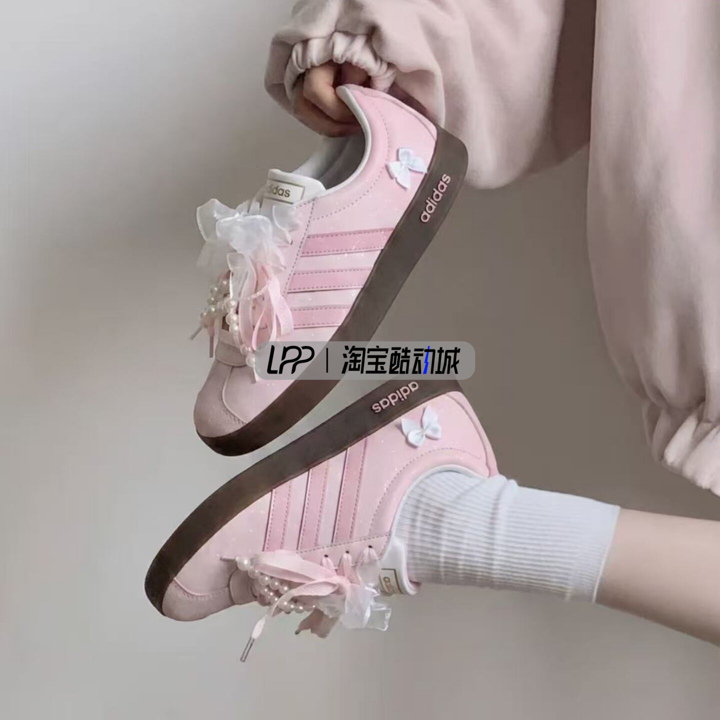 LPP定 制球鞋 adidas VL COURT 2.0 纯白纱幔 芭蕾风少女低帮板鞋