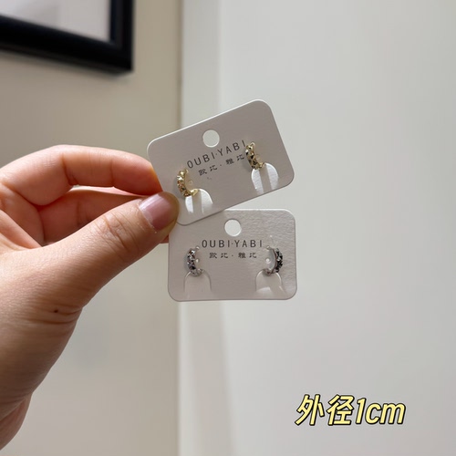欧比雅比新款时尚高级感气质精致耳扣甜美个性复古百搭耳环07731