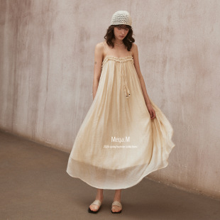 Mega.M仙气飘飘抽褶长款连衣裙女夏季新款法式高级感网纱吊带裙子