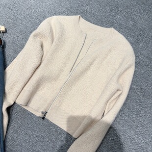 2025秋冬新款山羊绒圆领拉链针织开衫女小版显瘦短款毛衣外套上衣