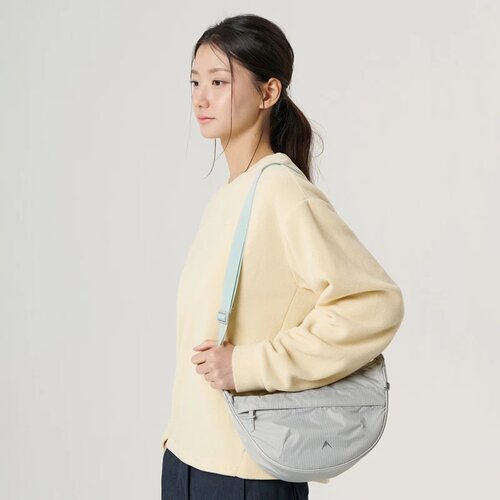 NEPA韩国代购直邮26秋男女款户外轻便日常简约百搭单肩斜挎HOBO包