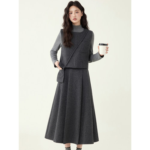 2025冬加厚呢料背心裙+半身裙+针织打底套装 三件套 配包包