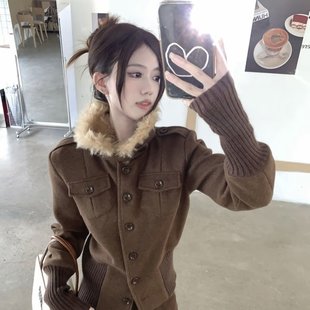 松茶可可 高级感复古金属扣外套女秋季新款外套上衣