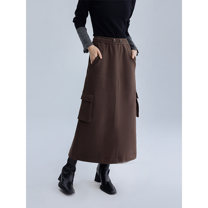 多着复合银狐绒松紧腰工装半身裙