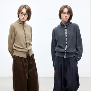 女秋冬 两色入 羊毛混纺撞色门襟排扣小高领针织开衫 Dotdrobe多着