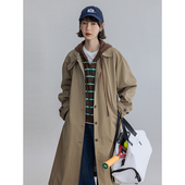 风衣女外套早秋 翻领纸感肌理廓形长款 卡其绿 经典 Dotdrobe多着