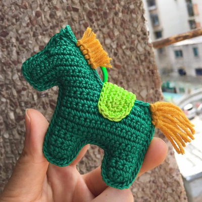 小马针织玩偶手工自制彩虹马生肖小马包玩偶钥匙扣挂件diy材料包