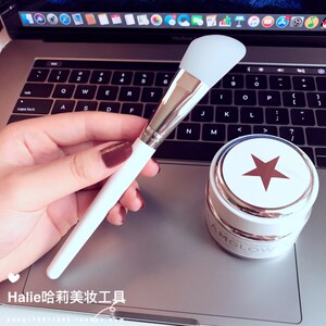 Halie掌柜推荐 一只很好用的硅胶面膜刷软头服帖DIY泥膜面膜工具