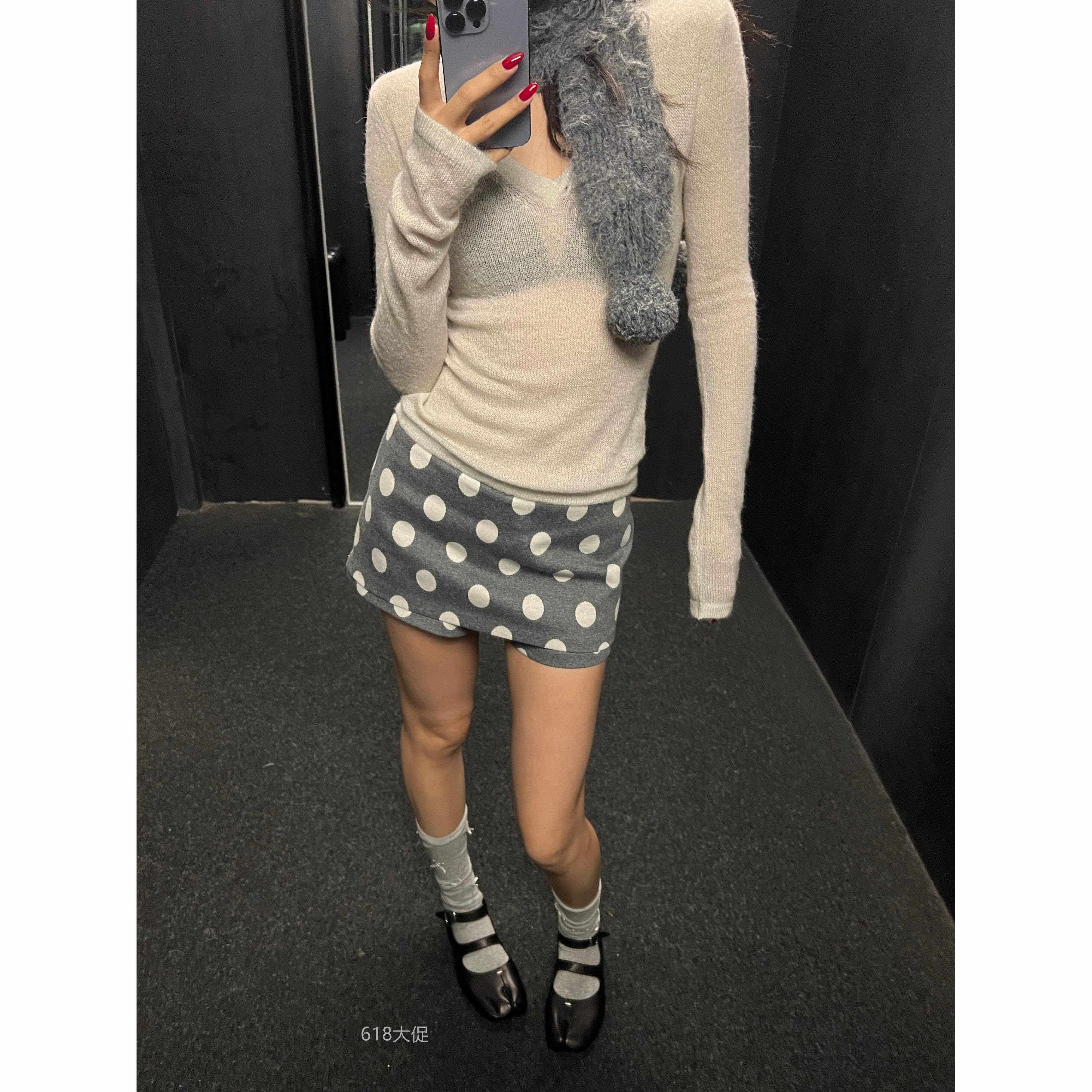 美式辣妹小众极简波点灰色短裙裤子春秋新款覆古修身显瘦半身裙女