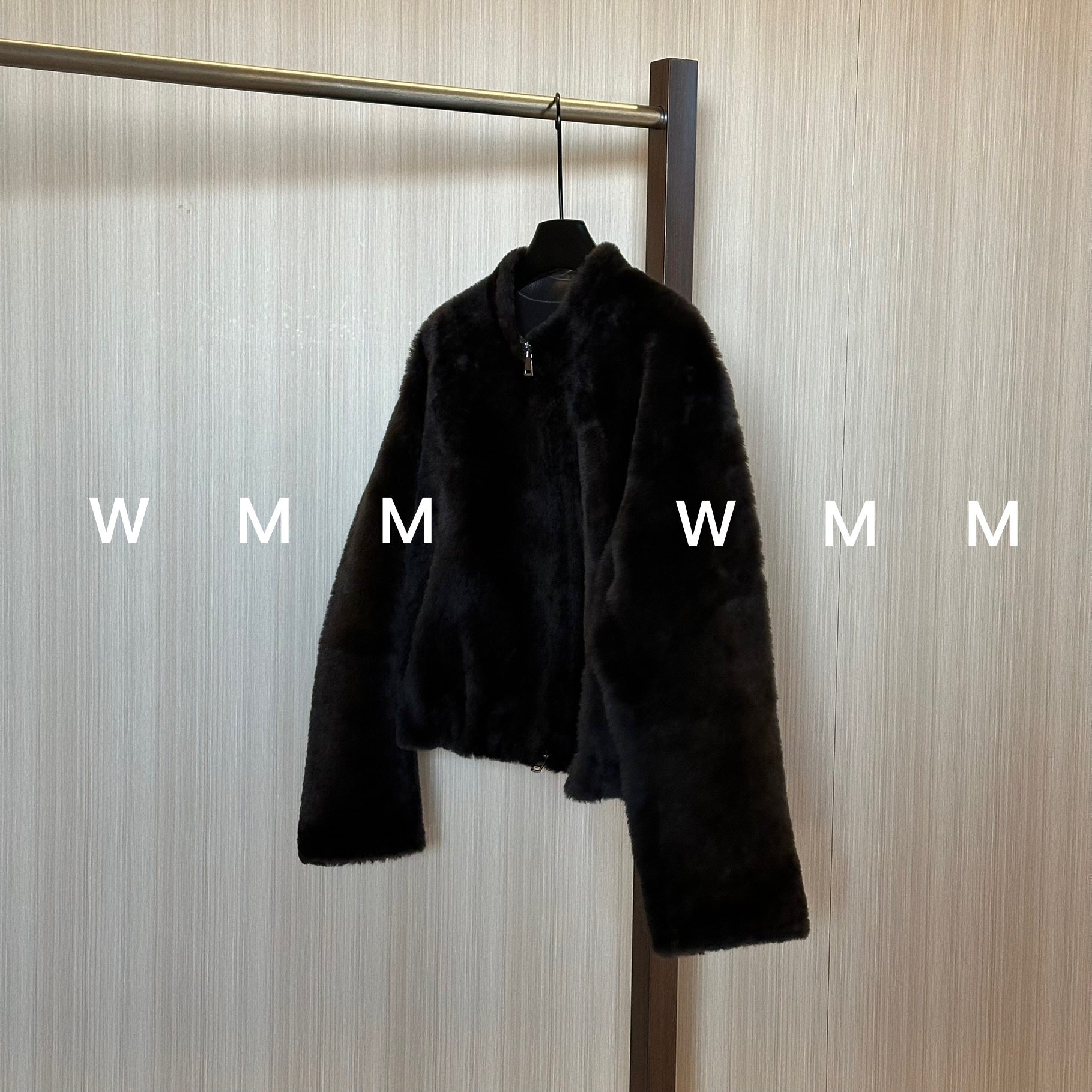 WMM真一体拉链立领下摆褶皱设计毛毛外套女秋冬保暖时尚百搭气质